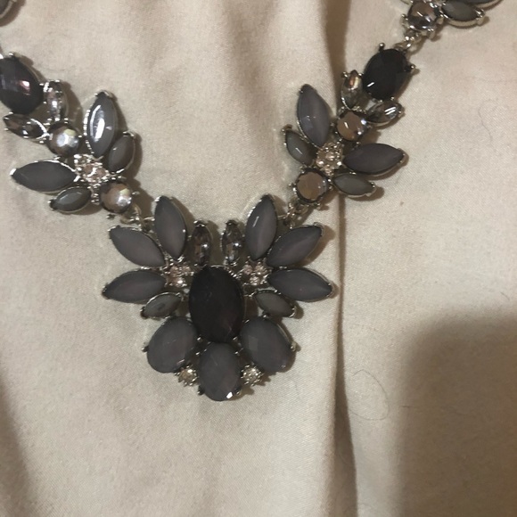 New York & Company Statement Necklace- Gray - Picture 4 of 6